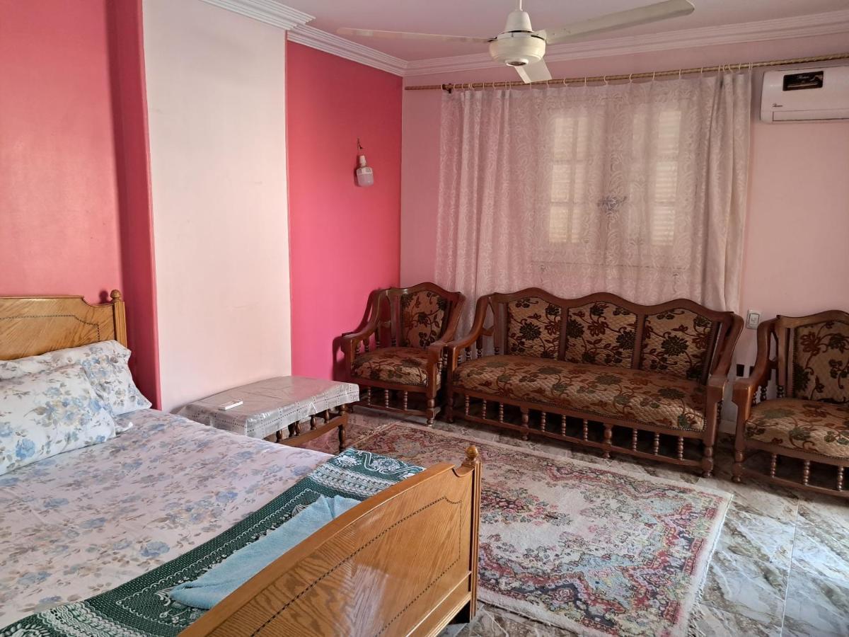مميزة جدا في قلب العاصمة قريبة من جميع الأماكن والخدمات Apartment Kairo