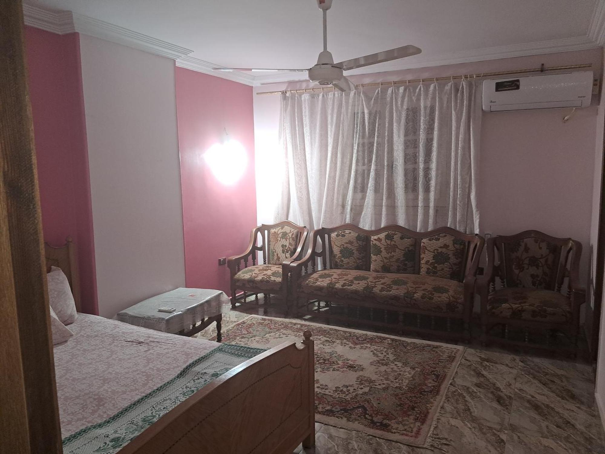 Appartement مميزة جدا في قلب العاصمة قريبة من جميع الأماكن والخدمات Le Caire